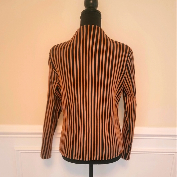 Traveler Chico's Jacket - Picture 4 of 9